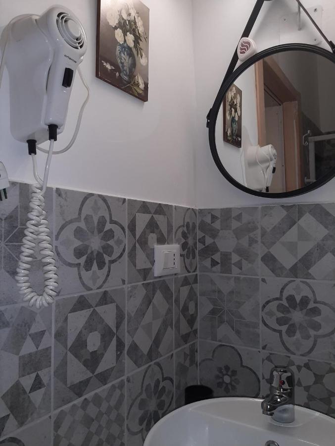 Casa Vacanza Di Via Giacalone Palermo Exterior foto