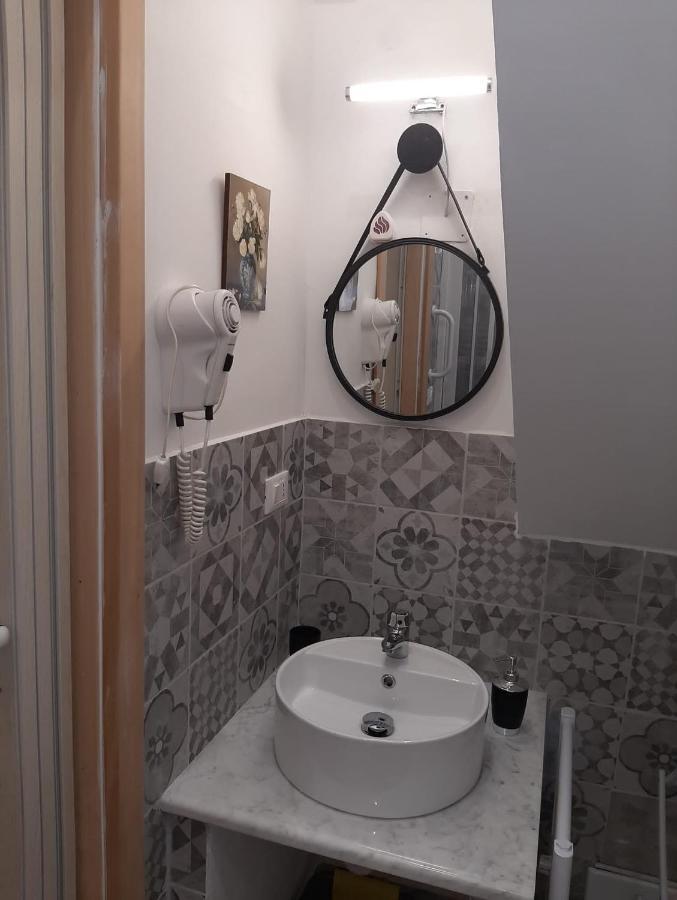 Casa Vacanza Di Via Giacalone Palermo Exterior foto