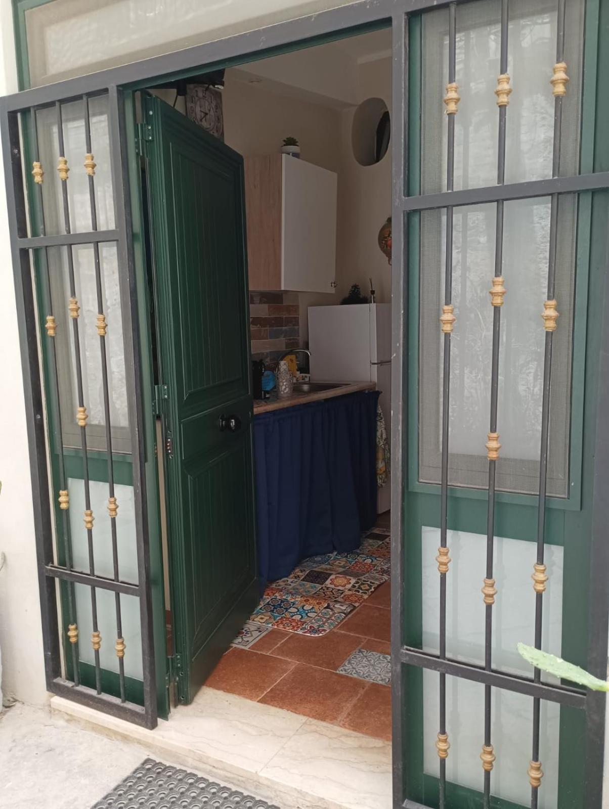 Casa Vacanza Di Via Giacalone Palermo Exterior foto